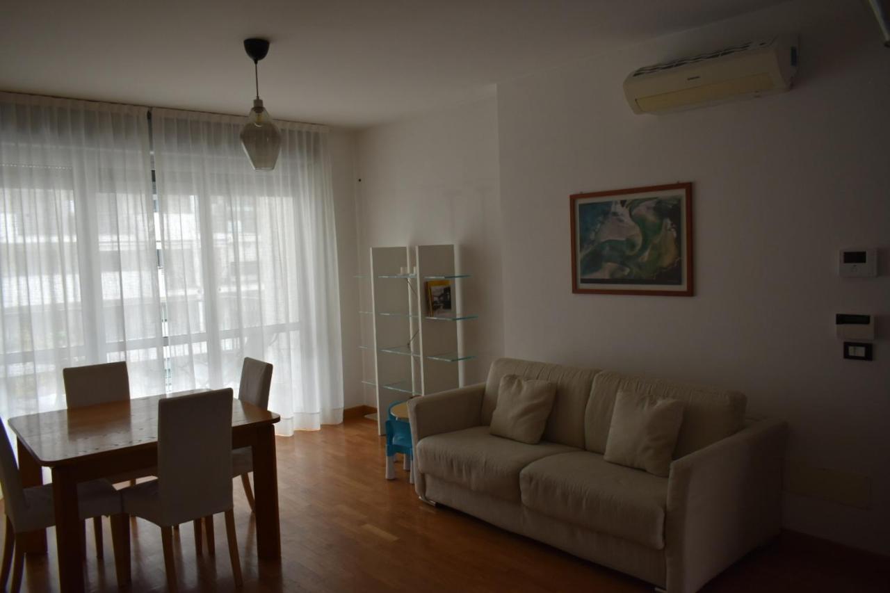 דירות מילאנו House Promenade Santa Giulia מראה חיצוני תמונה