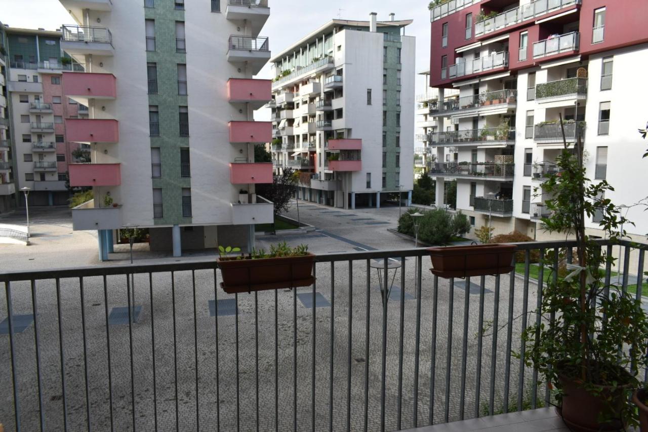 דירות מילאנו House Promenade Santa Giulia מראה חיצוני תמונה